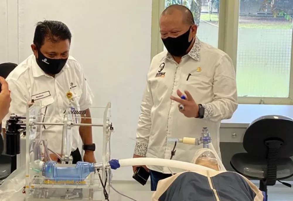 Ketua DPD dan SenatorJabar Desak Pemerintah Produksi Ventilator via Pindad