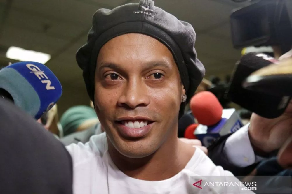 Berikan Jaminan Rp 25 Miliar, Ronaldinho Segera Bebas