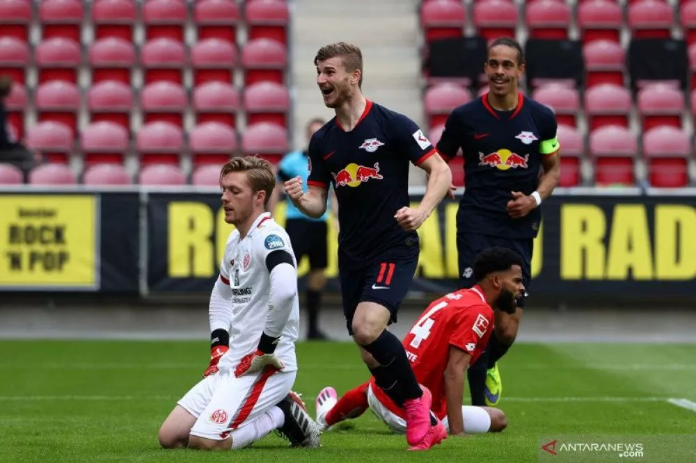 Hatrick Werner Hancurkan Tuan Rumah FSV Mainz