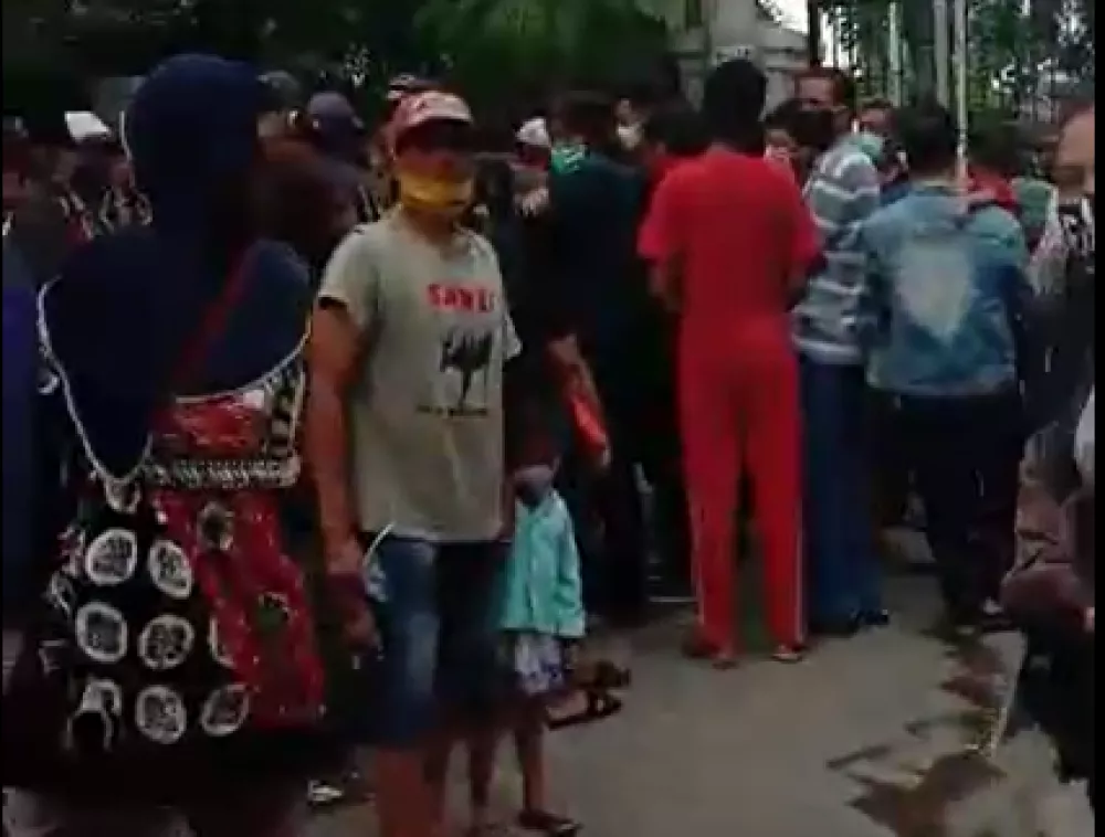 Aturan PSBB Dilanggar, Kerumunan Massa Terjadi di OPD Pemprov Jatim