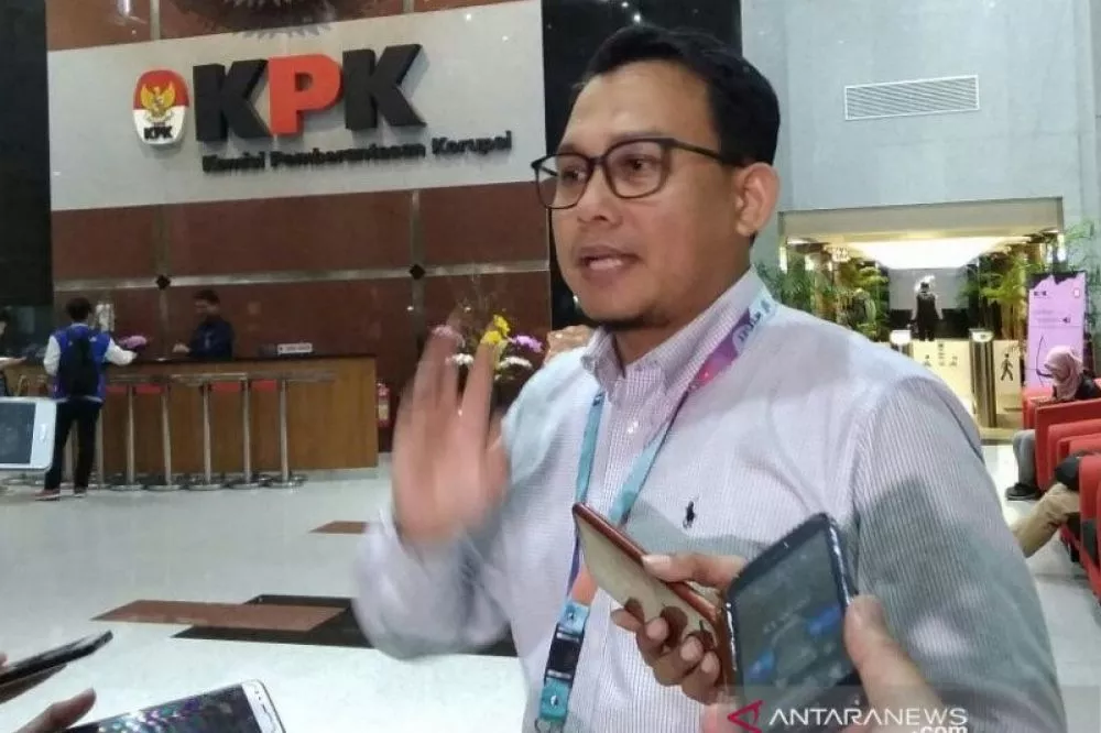 KPK Periksa Saksi untuk Nurhadi di Surabaya