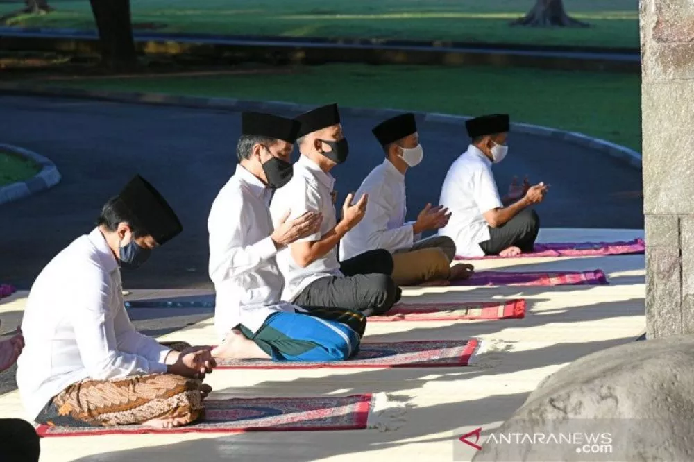 Jokowi Shalat Id di Istana Bogor, Hanya Diikuti 11 Jamaah