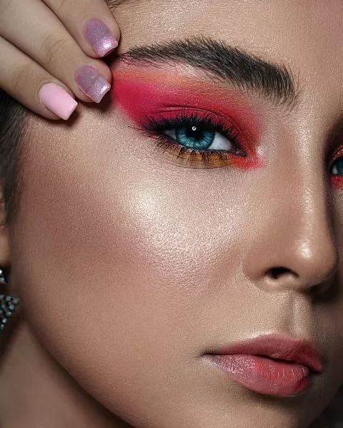 Wajib Masker, Make Up Mata Jadi Trend