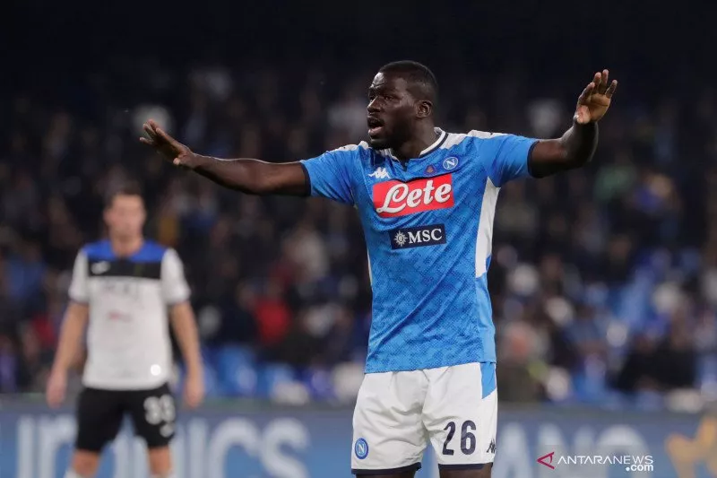 Pasang Harga Tinggi untuk Koulibaly, Napoli Tidak Niat Menjualnya?