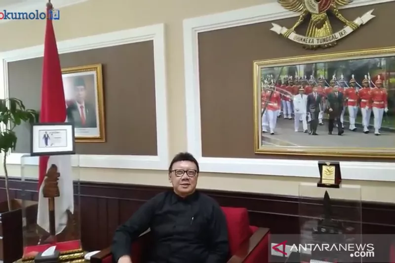 Kaji Sistem Kerja Bergilir bagi ASN, Pekerja BUMN dan Swasta