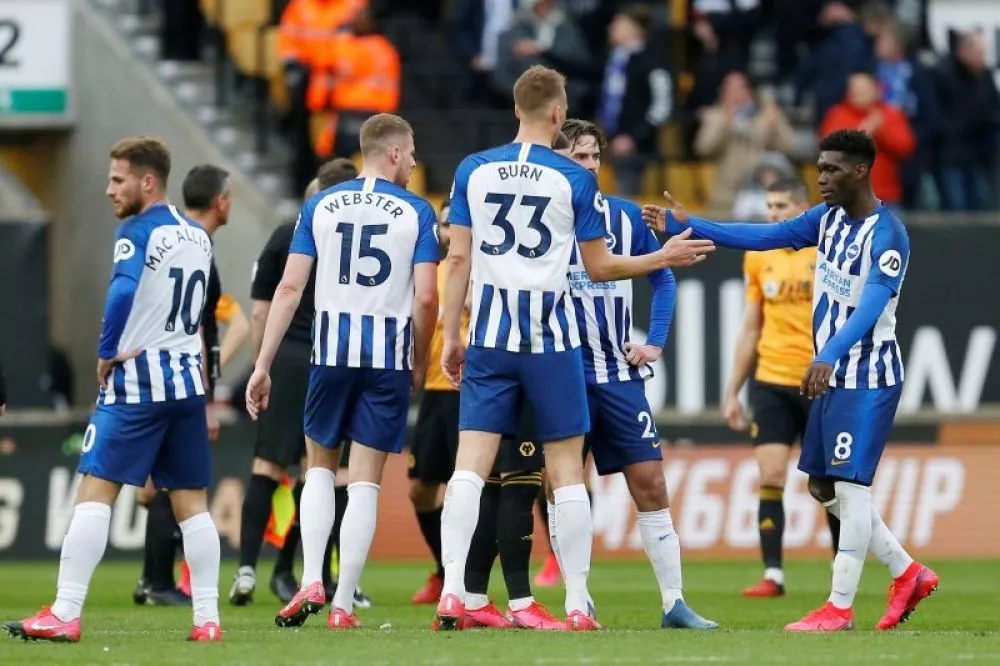 Brighton & Hove Albion Hadirkan Fans di Stadion