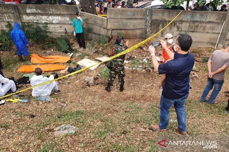 Karyawan Metro TV Ditemukan Tewas di Pinggir Jalan Tol Lingkar Luar