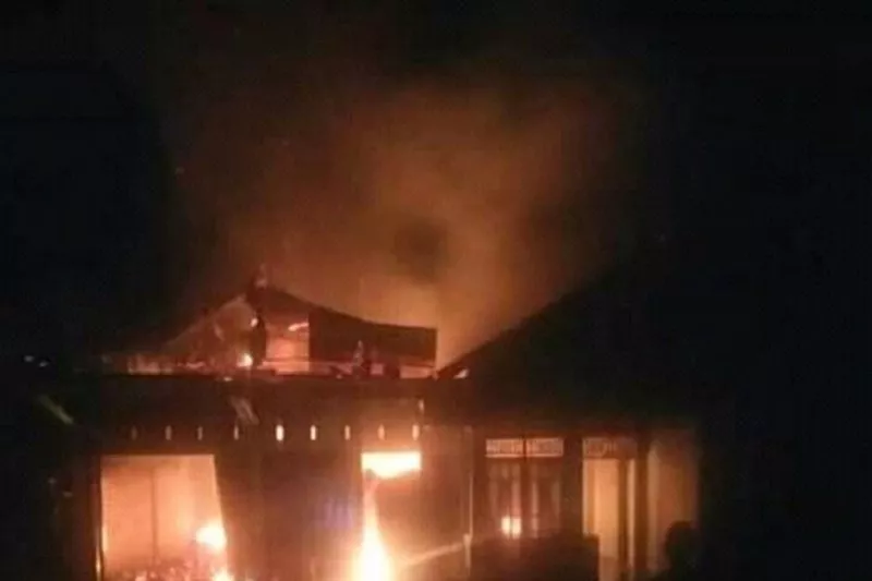 Klinik Medis Diledakkan, 19 Orang Tewas