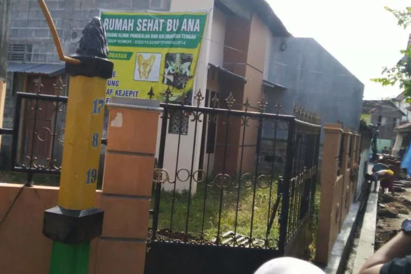 Perempuan Terduga Teroris Ditangkap Densus 88 di Semarang