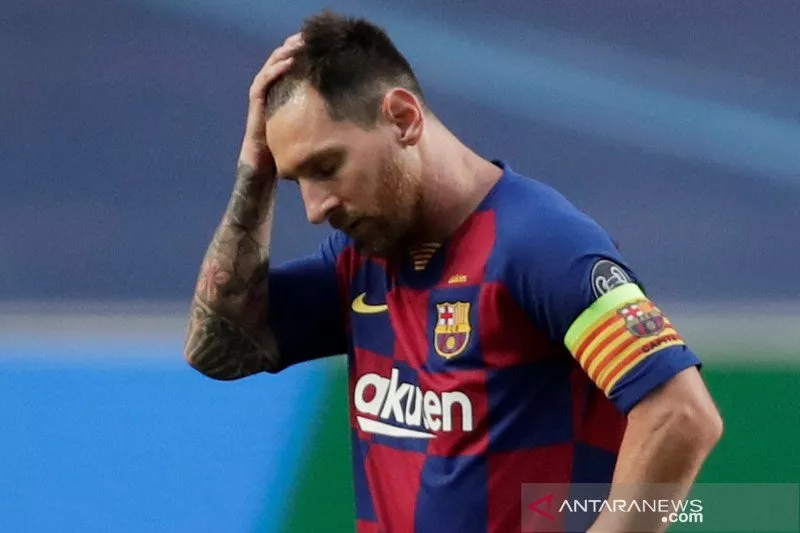 Messi Didekati Manchester City