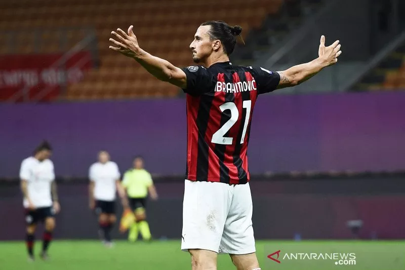 AC Milan Kontrak Ibrahimovic Semusim