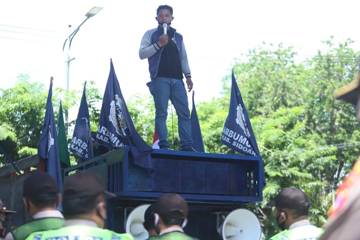 Ratusan Korban PHK di Sidoarjo Gelar Aksi, Minta Jatah BLT
