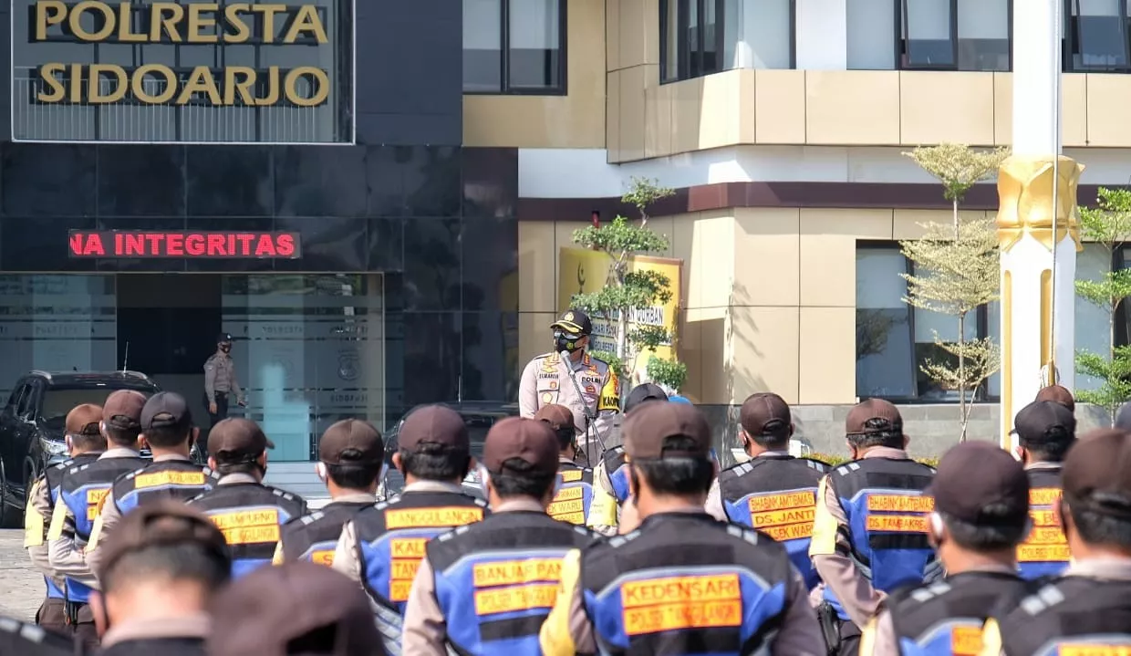 Kapolresta Sidoarjo Perkuat Bhabinkamtibmas dalam Penanganan Corona