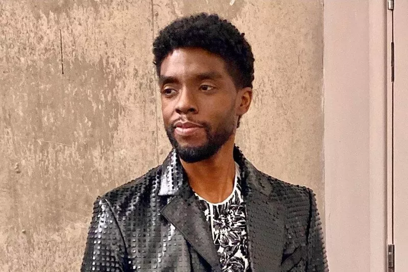 Pemeran Black Panther Dimakamkan di Kampung Halamannya
