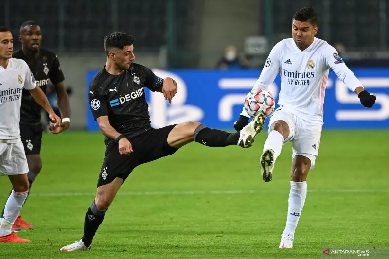 Real Madrid Bermain Imbang 2-2 di Kandang Moenchengladbach