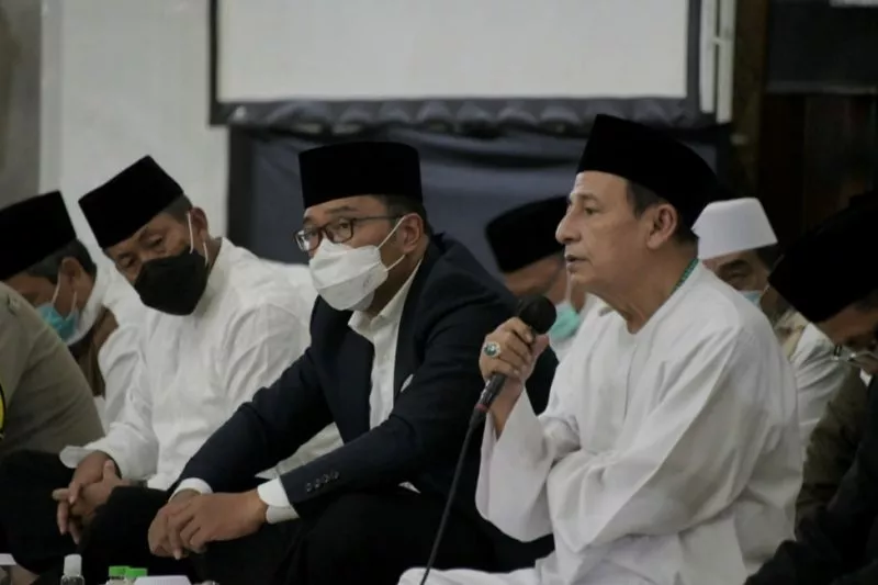Ridwan Kamil dan Sejuta Santri Jawa Barat Ikuti Istighosah Kubro