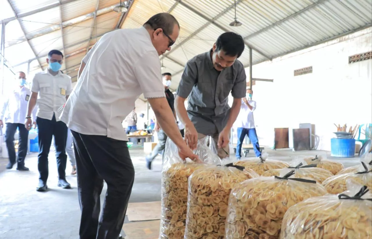 LaNyalla Apresiasi UMKM Kripik Singkong karena Bertahan di Pandemi