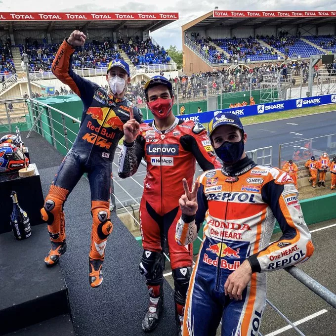 Valentino Rossi Jatuh, Petrucci Juara GP Prancis