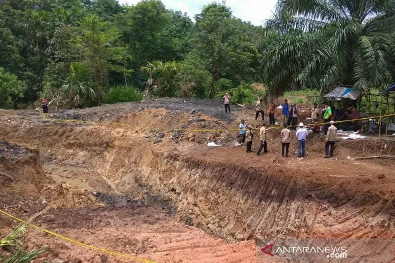 Polisi Tetapkan Tiga Tersangka dalam Kasus Tewasnya 11 Pekerja Tambang