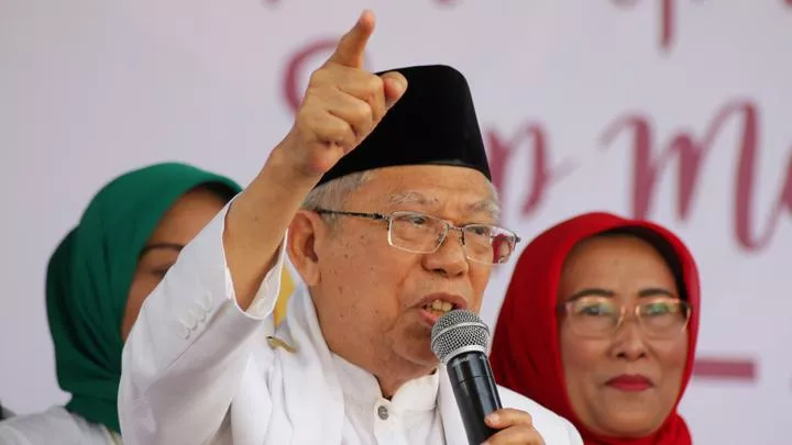 Pemilik Akun FB yang Kolasekan Wapres dengan Aktor Film Porno Dicokok