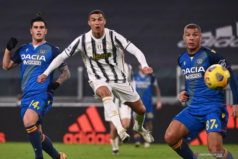 Dua Gol Ronaldo Bantu Juve Tundukkan Udinese, 4-1