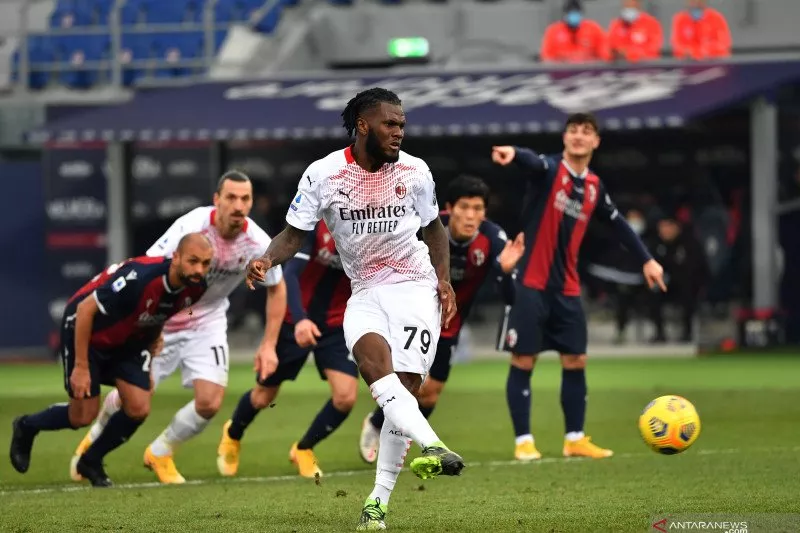 Menang dari Tuan Rumah Bologna, AC Milan masih di Puncak Klasemen