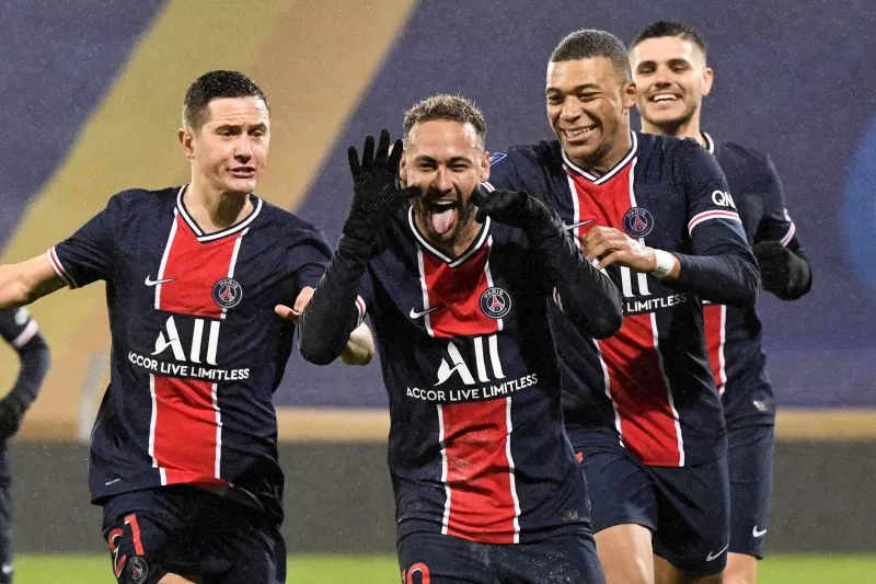 Neymar Jr Bawa PSG Juara Super Prancis