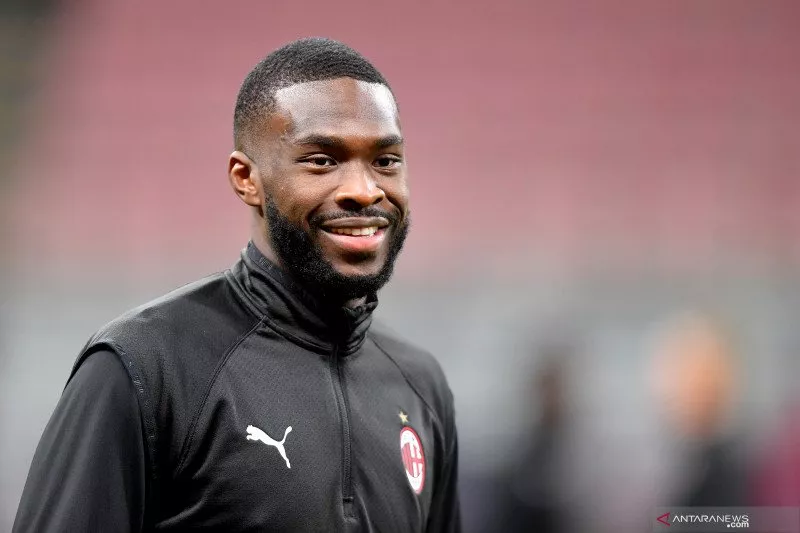 Fikayo Tomori ingin Jadi Bagian Sejarah AC Milan