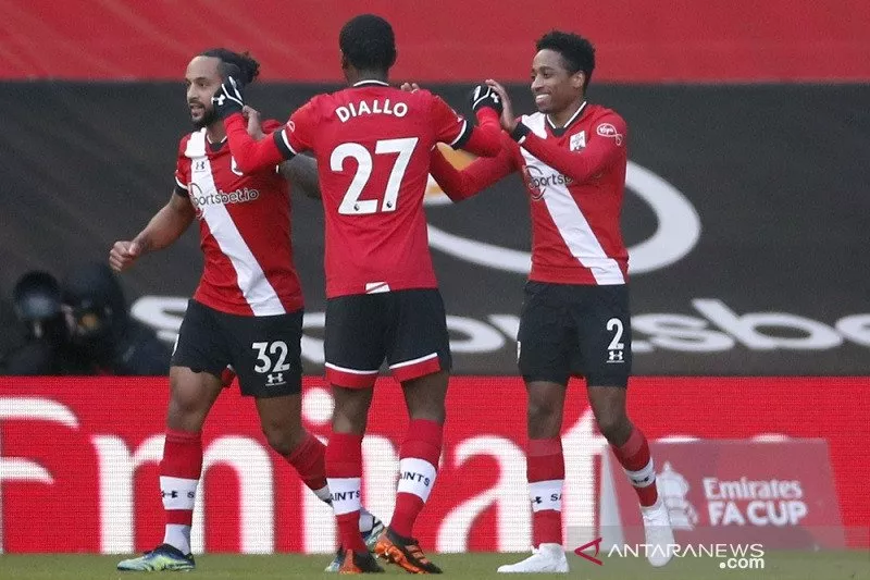Arsenal Disingkirkan Southampton dari Piala FA