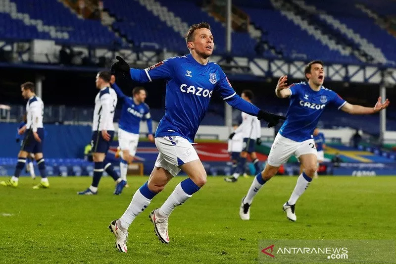 Everton Singkirkan Spurs di Piala FA