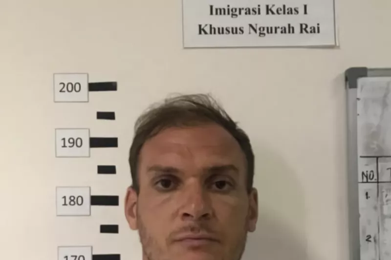 Buronan Interpol Rusia Melarikan Diri saat Dipindahkan