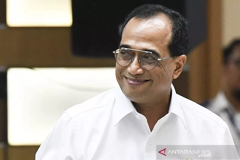 Menhub, Menteri KKP dan Kepala BKPM Tinjau Pelabuhan Terpadu di Ambon