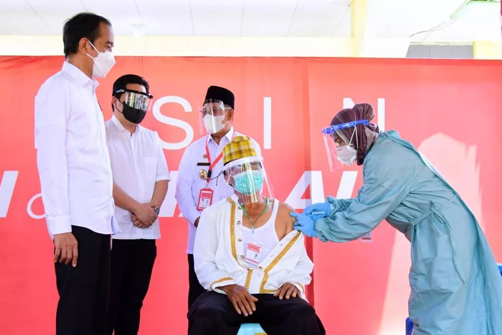 Jokowi: Vaksinasi akan Merata hingga Wilayah Terpencil