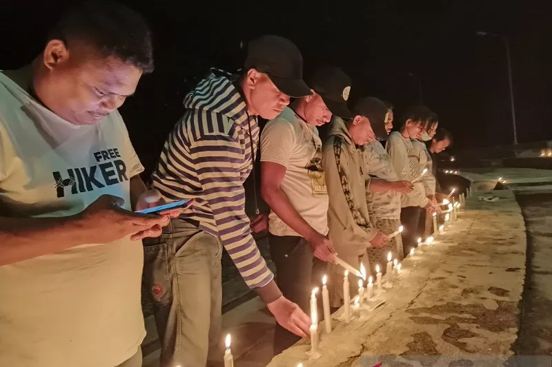 Doa Bersama dan Bakar 1.000 Lilin untuk Blok Masela