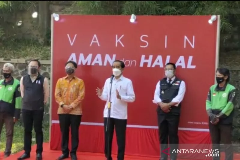 Jokowi: Vaksinasi dengan Drive Thru di Bogor Bisa Dijadikan Contoh