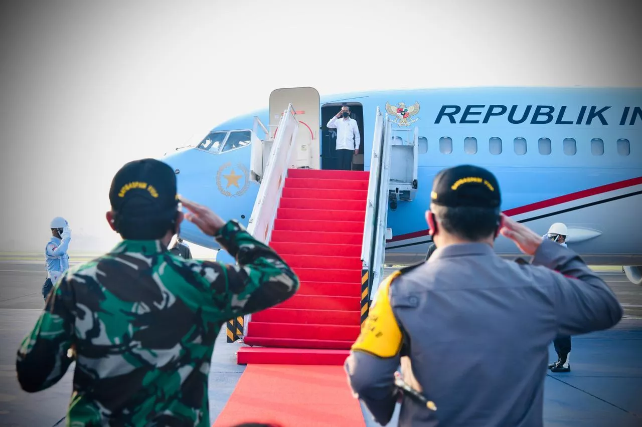 Jokowi Silaturahmi dengan Keluarga Korban KRI Nanggala 402