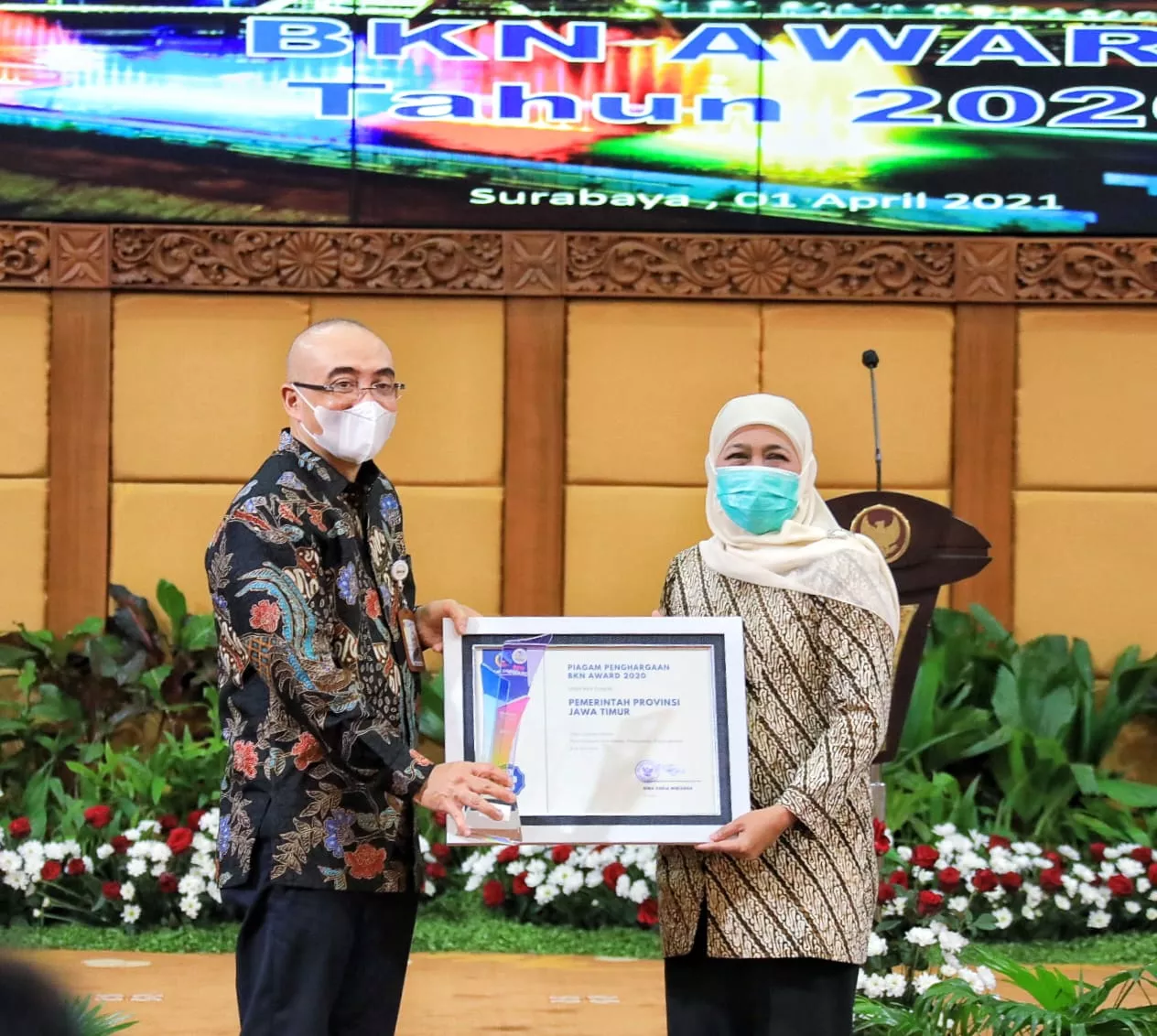Pemprov Jatim Terima Penghargaan BKN Award 2020 Untuk Dua Kategori