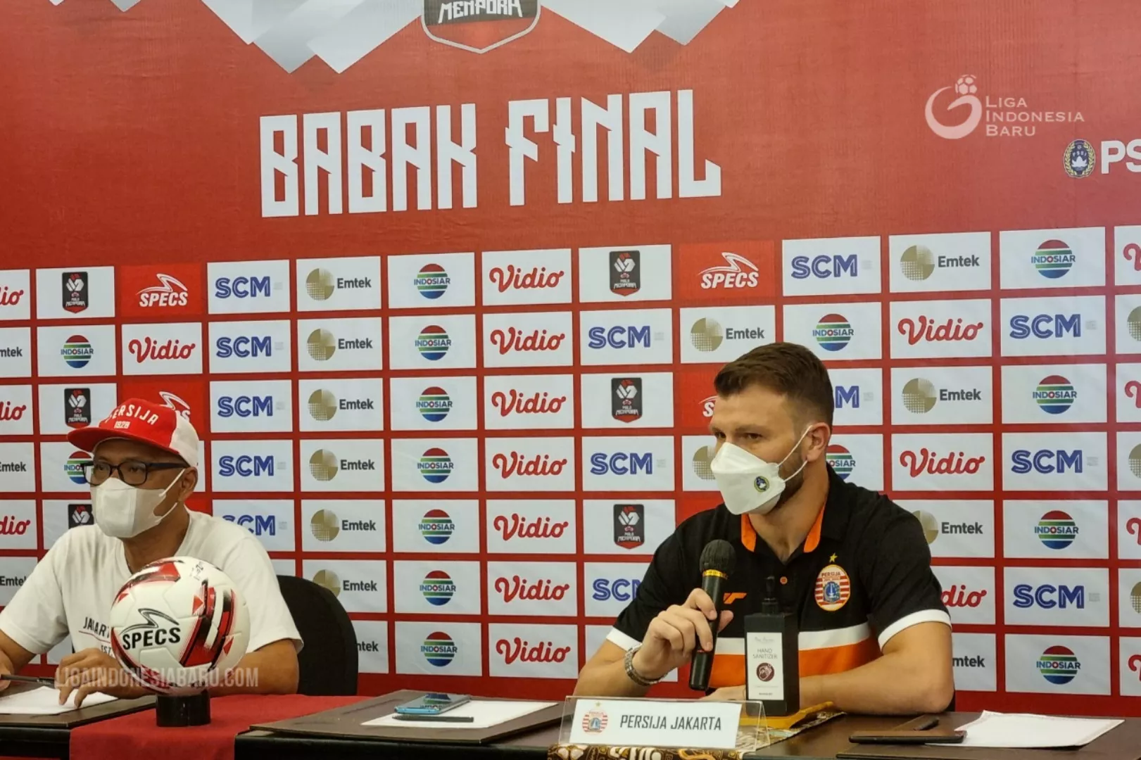 Marco Motta Bertekad Mengangkat Piala Bersama Persija