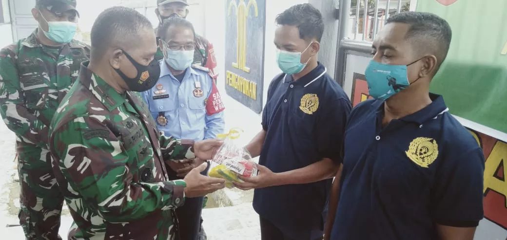 HUT Kodam XVI/Pattimura, Danrem 151/Binaiya Berbagi Kasih