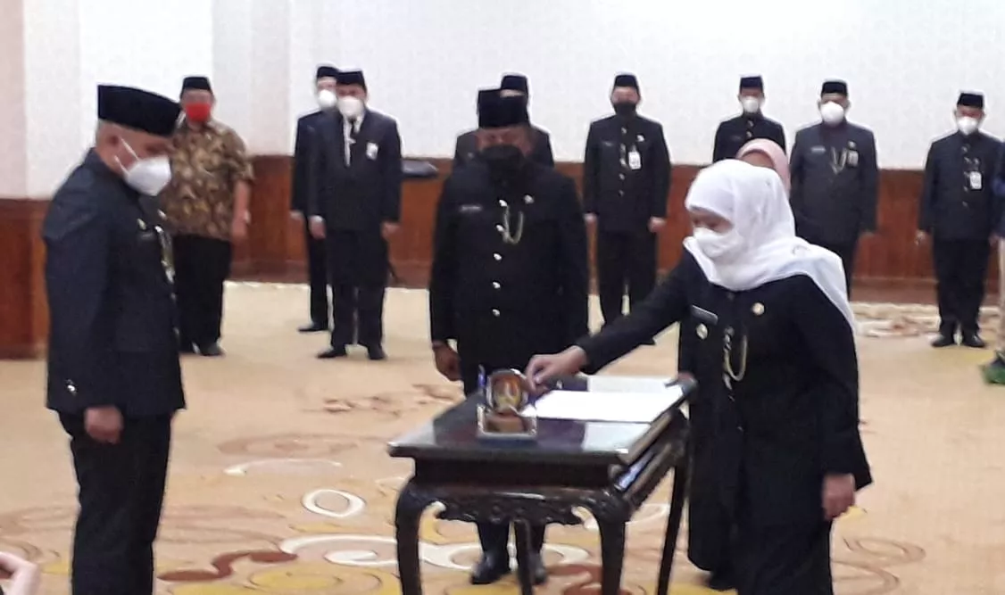 Gubernur Khofifah Minta OPD Jatim Konsentrasi Entas Kemiskinan