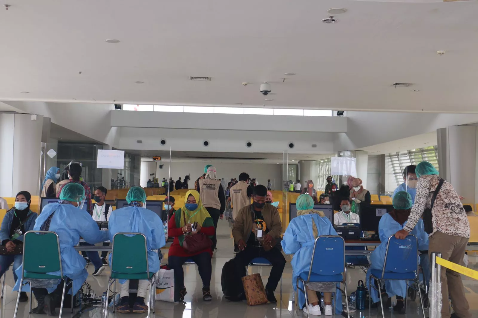 Khofifah: Forkopimda Jatim Siapkan Sarana Prasarana Karantina Bagi PMI