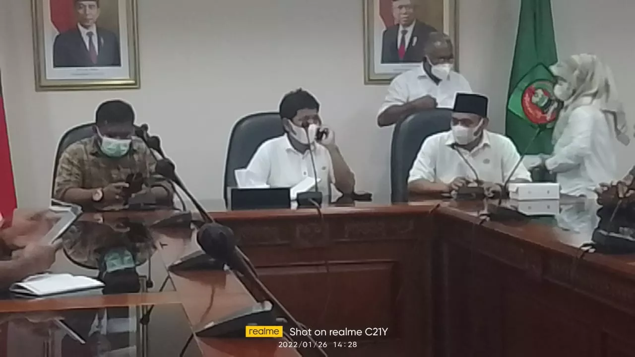 Ketua MPH Sinode Interupsi saat Pertemuan Tokoh Agama dan Pemda Maluku