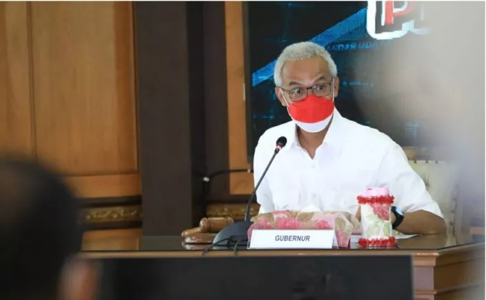 Ganjar Dukung Ide Kemenag Pembagian Zakat Lewat Lembaga Resmi