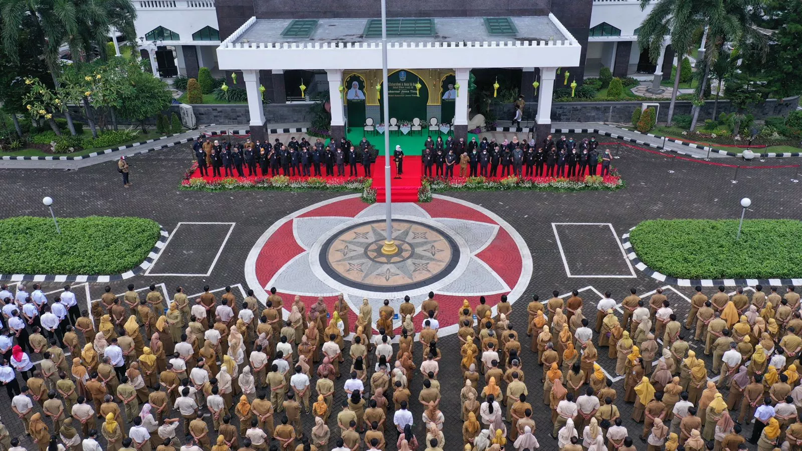 Gubernur Khofifah Ajak Saling Memaafkan dan ASN langsung Tancap Gas