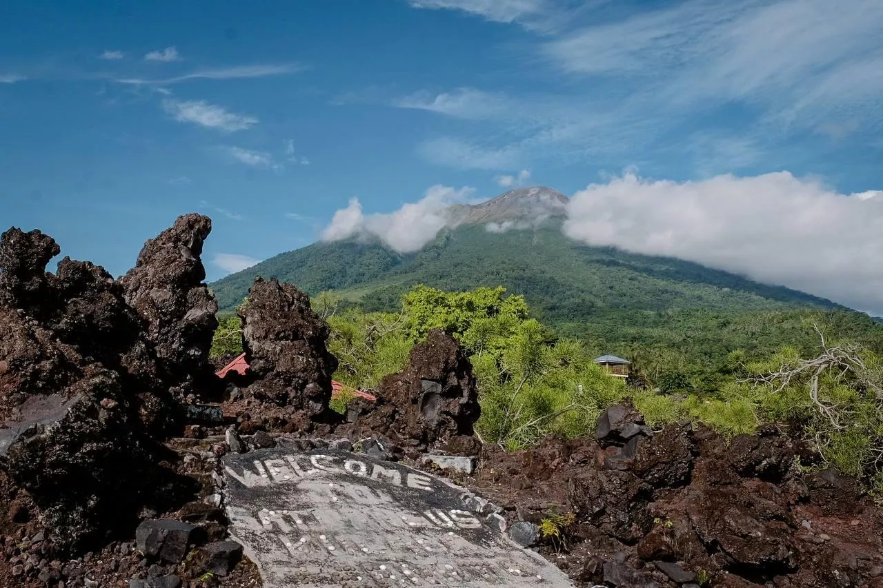 Geowisata Batu Angus di Ternate Jadi Geopark Nasional