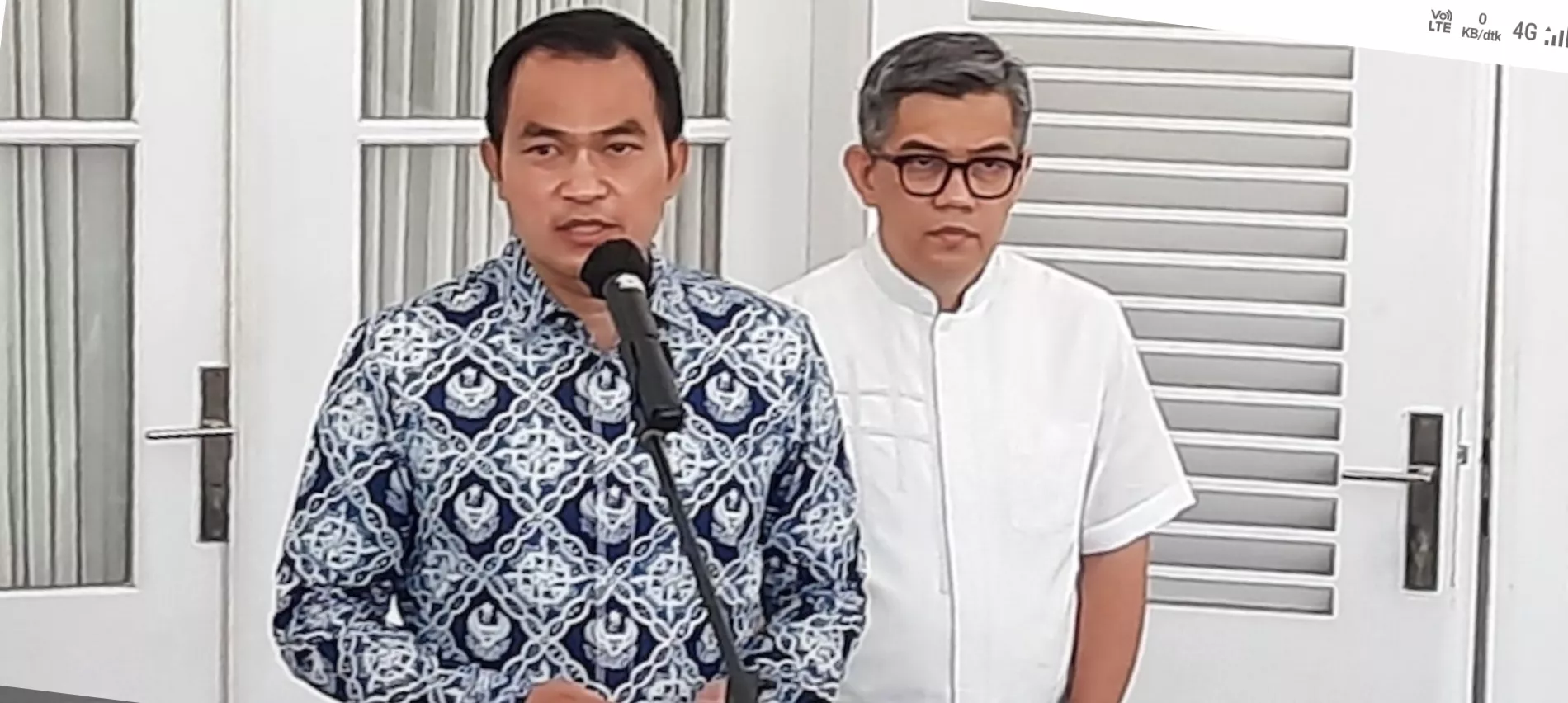 Ridwan Kamil Sekeluarga Kembali Indonesia