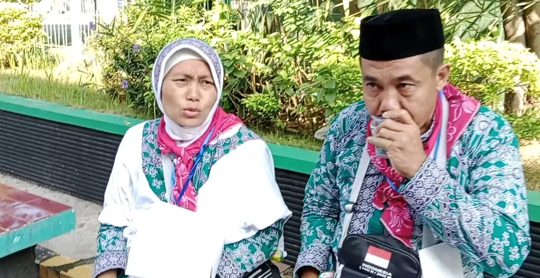 Gubernur Khofifah Ajak Jamaah Haji Manfaatkan Aplikasi Telejemaah