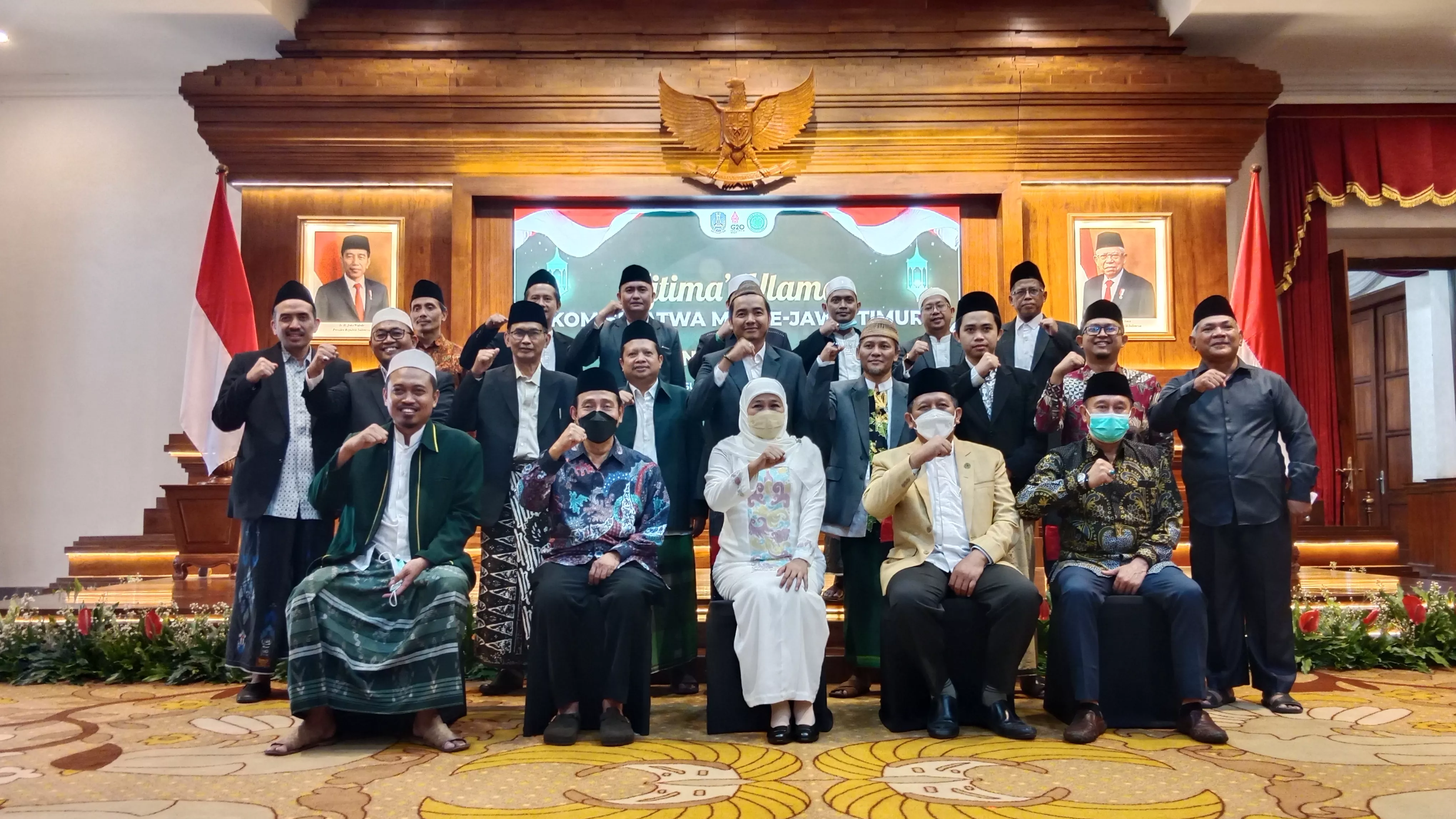 Gubernur Khofifah: Fatwa MUI Sebagai Panduan Menghadapi Permasalahan