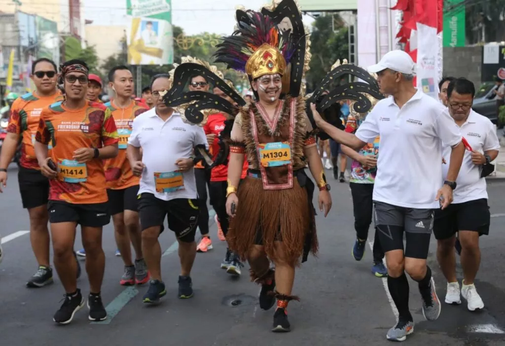 Iron Man Sampai Werkudara Ikut Lari Bareng Ganjar