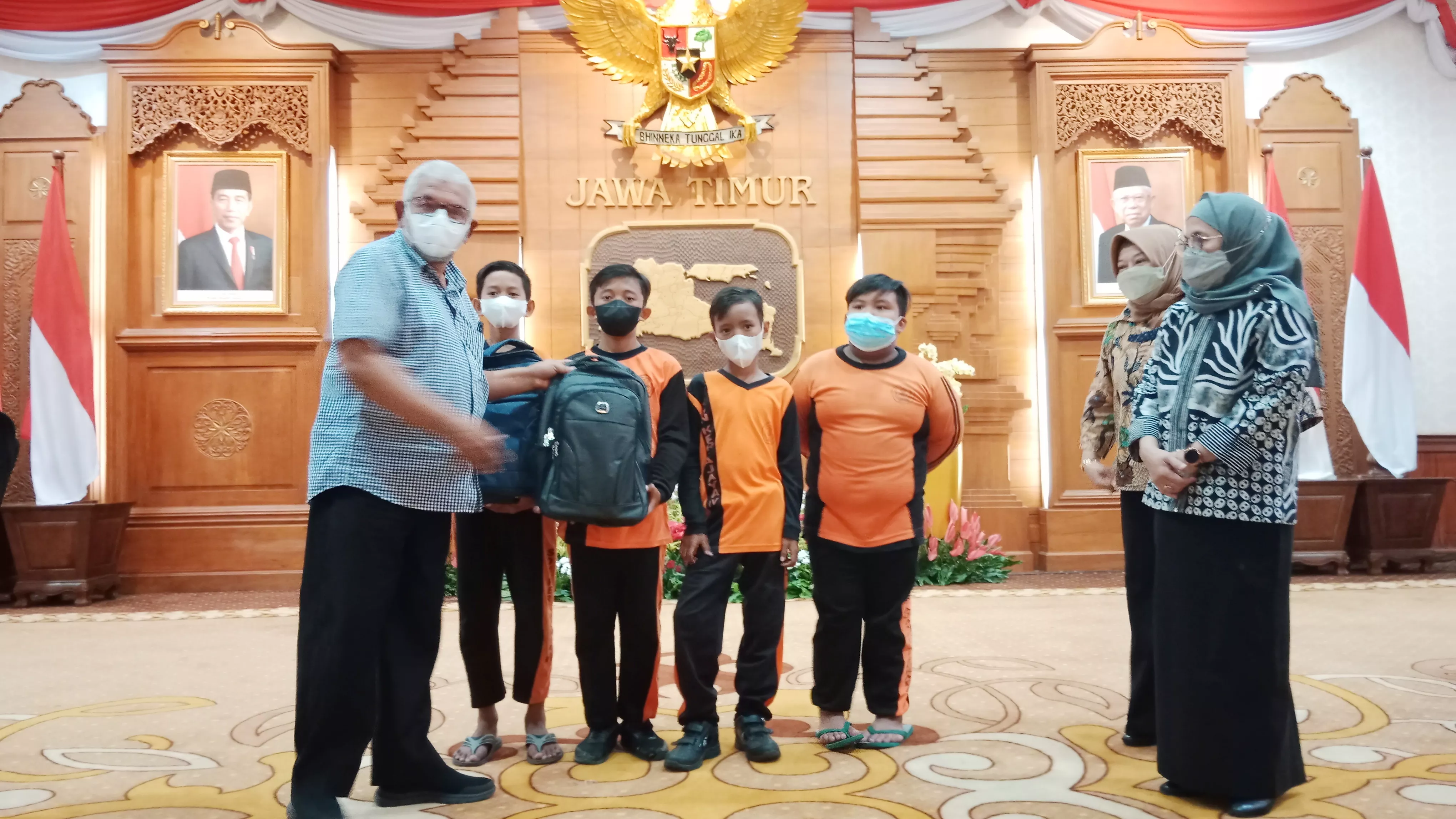Pemprov Apresiasi Rasa Cinta Anak-anak Jatim kepada Kepala Negara